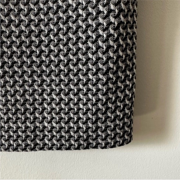 CLASSIC DIRECTIONS | Women’s Pencil Skirt with pockets size 10 - Picture 5 of 9